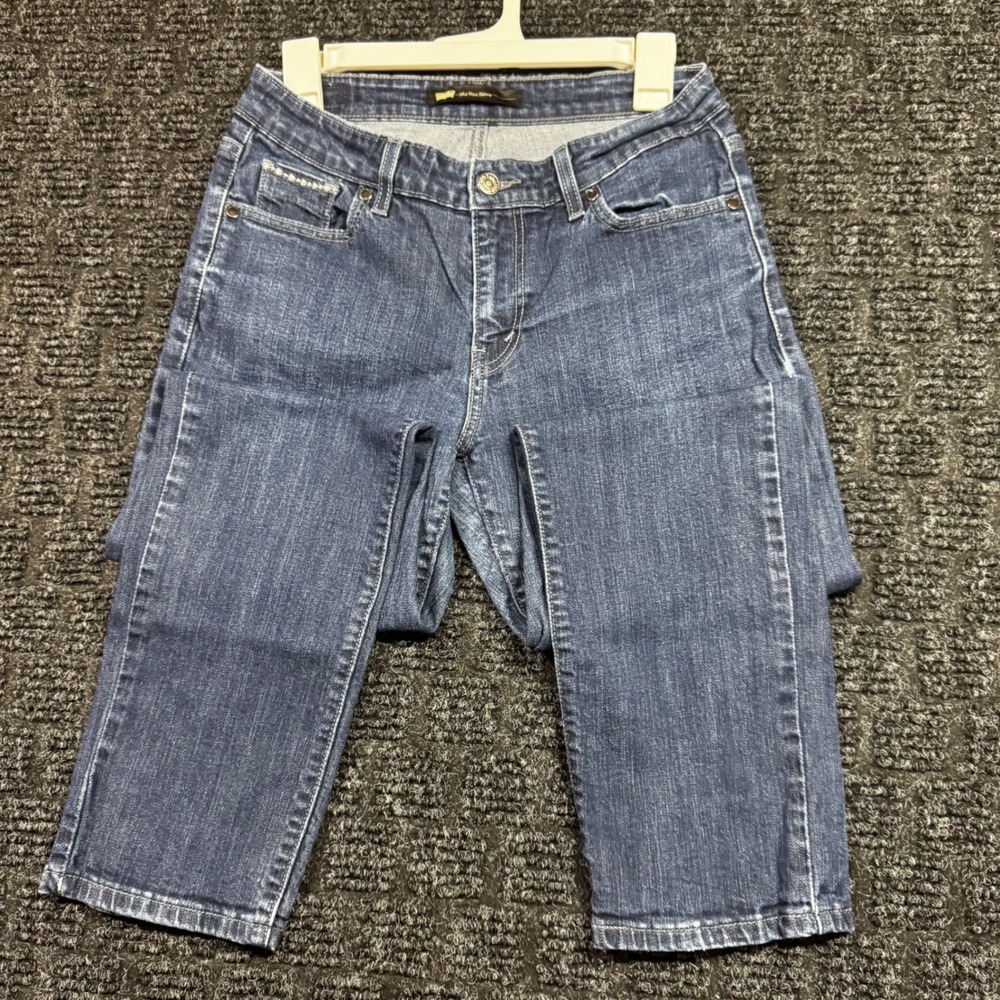 Levis Mid Rise Skinny Jeans Dark Wash Rhinestone Pockets W30 L30 F63